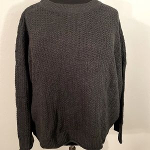 Grey long sleeve knit sweater